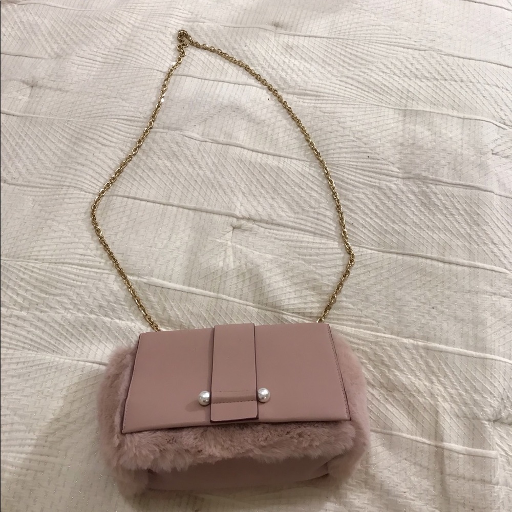 Mauve faux fur purse with pearls